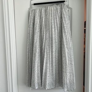 Pleated midi skirt - S